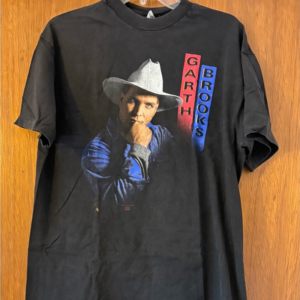 Garth Brooks Vintage 1990’s Hanes Beefy-T Large Unisex Black Pullover Tee Shirt
